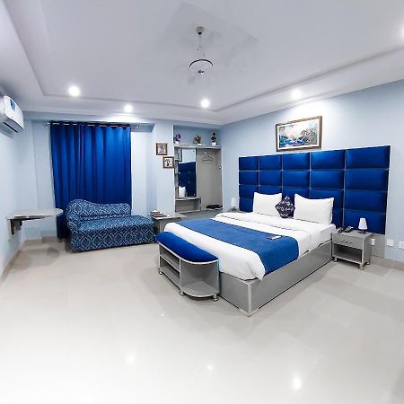 Hotel Crown Inn Μουλτάν Εξωτερικό φωτογραφία