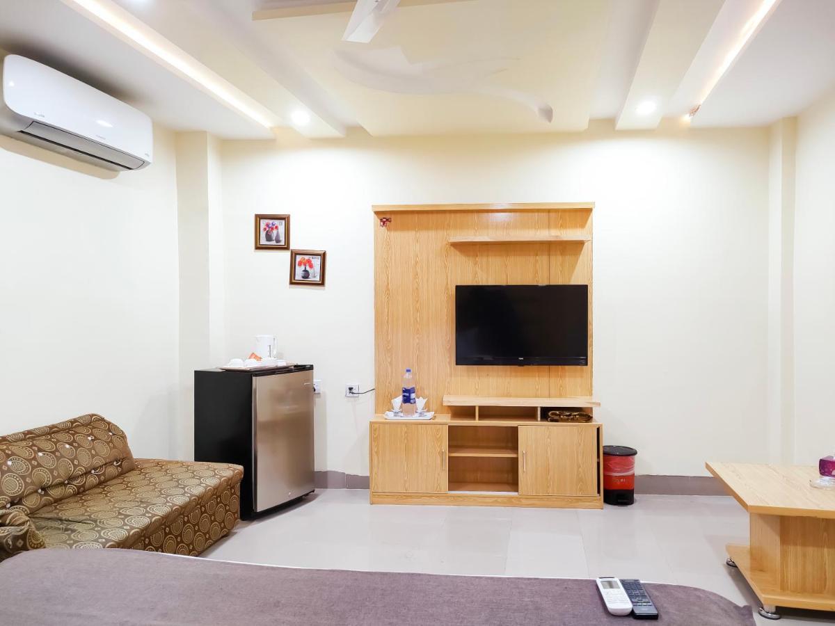 Hotel Crown Inn Μουλτάν Εξωτερικό φωτογραφία