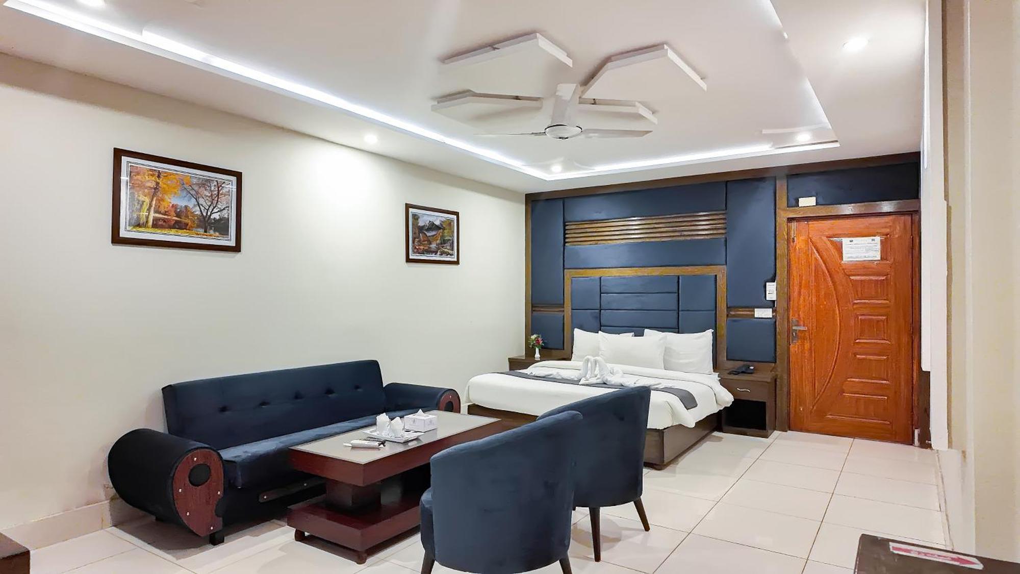 Hotel Crown Inn Μουλτάν Εξωτερικό φωτογραφία