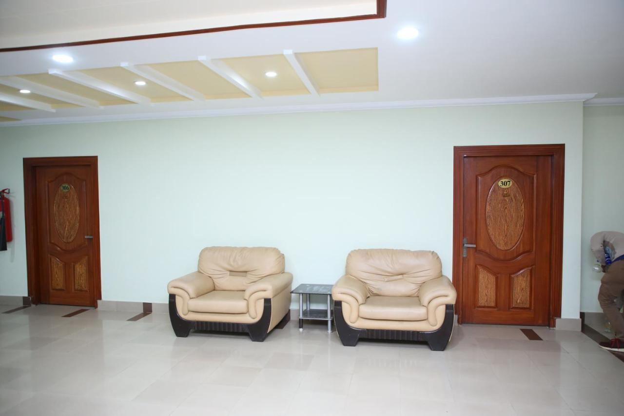Hotel Crown Inn Μουλτάν Εξωτερικό φωτογραφία